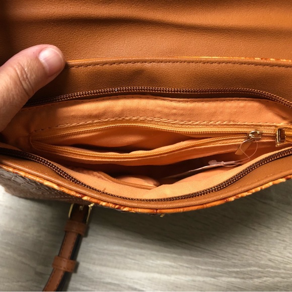 Tan Crocodile Crossbody Bag - Picture 2 of 7